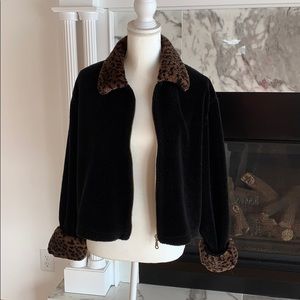 Black Jacket with Lepard collar and cuffs!